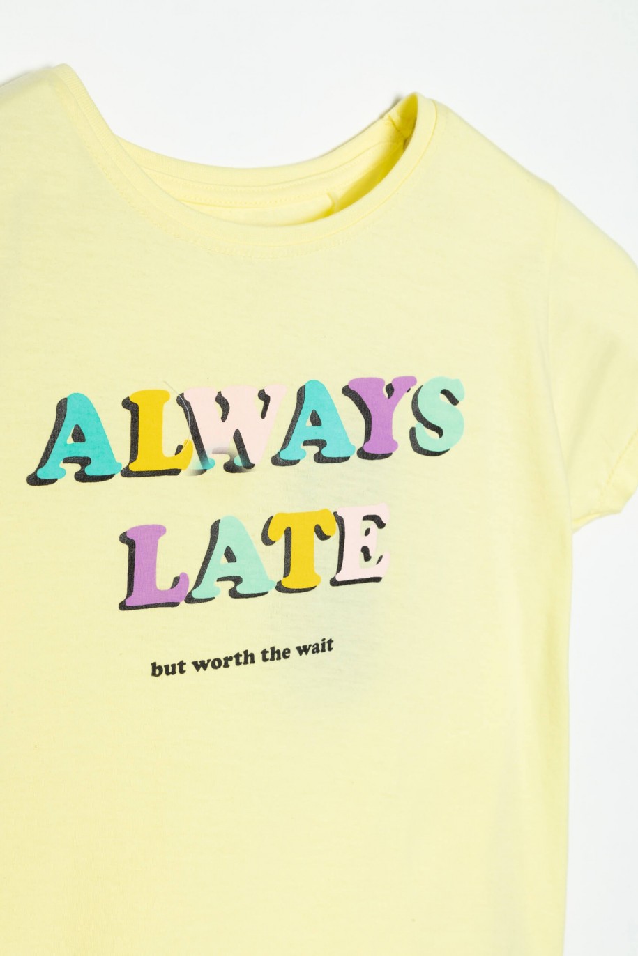 Żółty T-shirt dla dziewczyny always late by SONIA ŻUGAJ