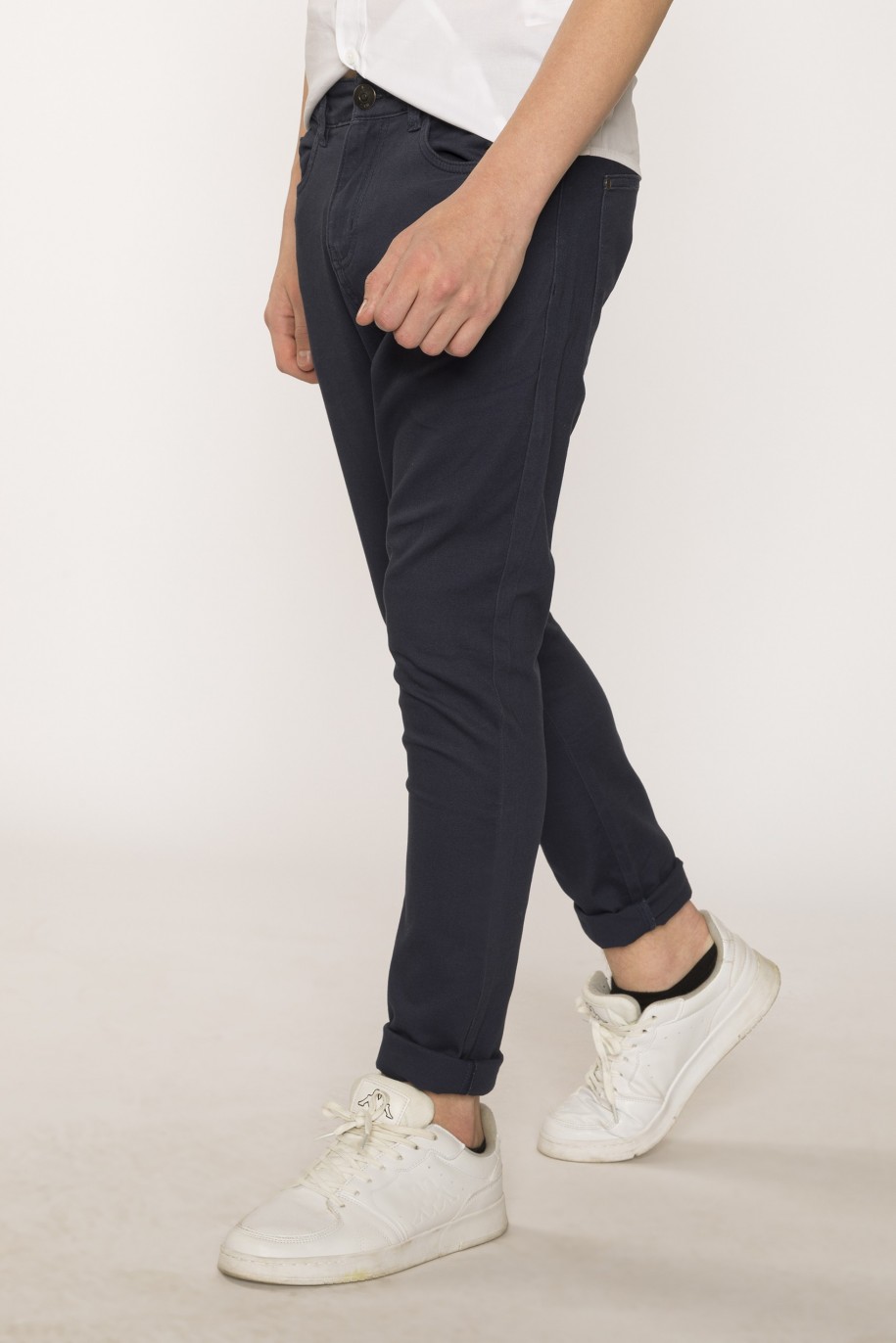 Granatowe materiałowe spodnie dla chłopaka REGULAR - 28148