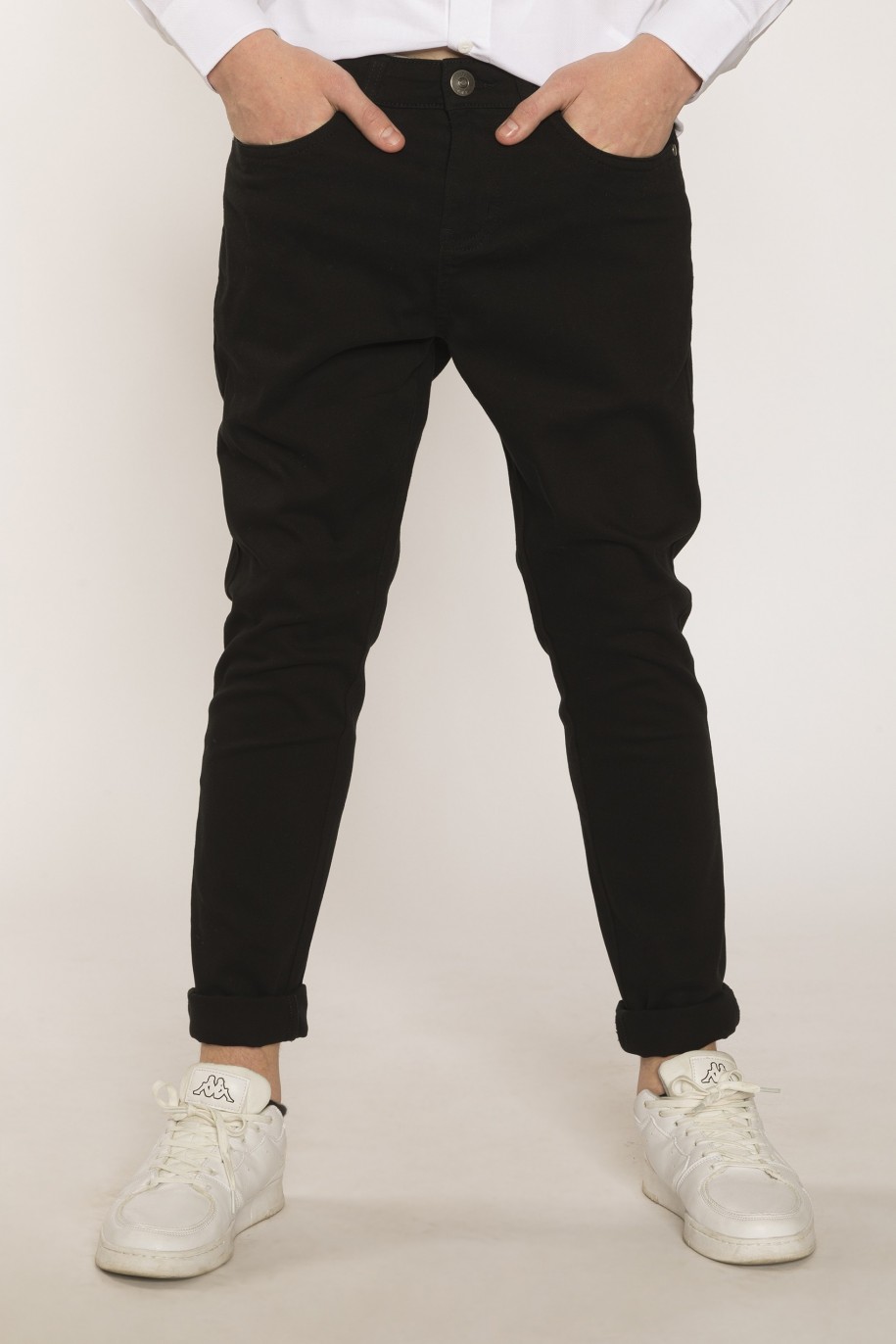 Czarne materiałowe spodnie dla chłopaka LOOSE - 28160