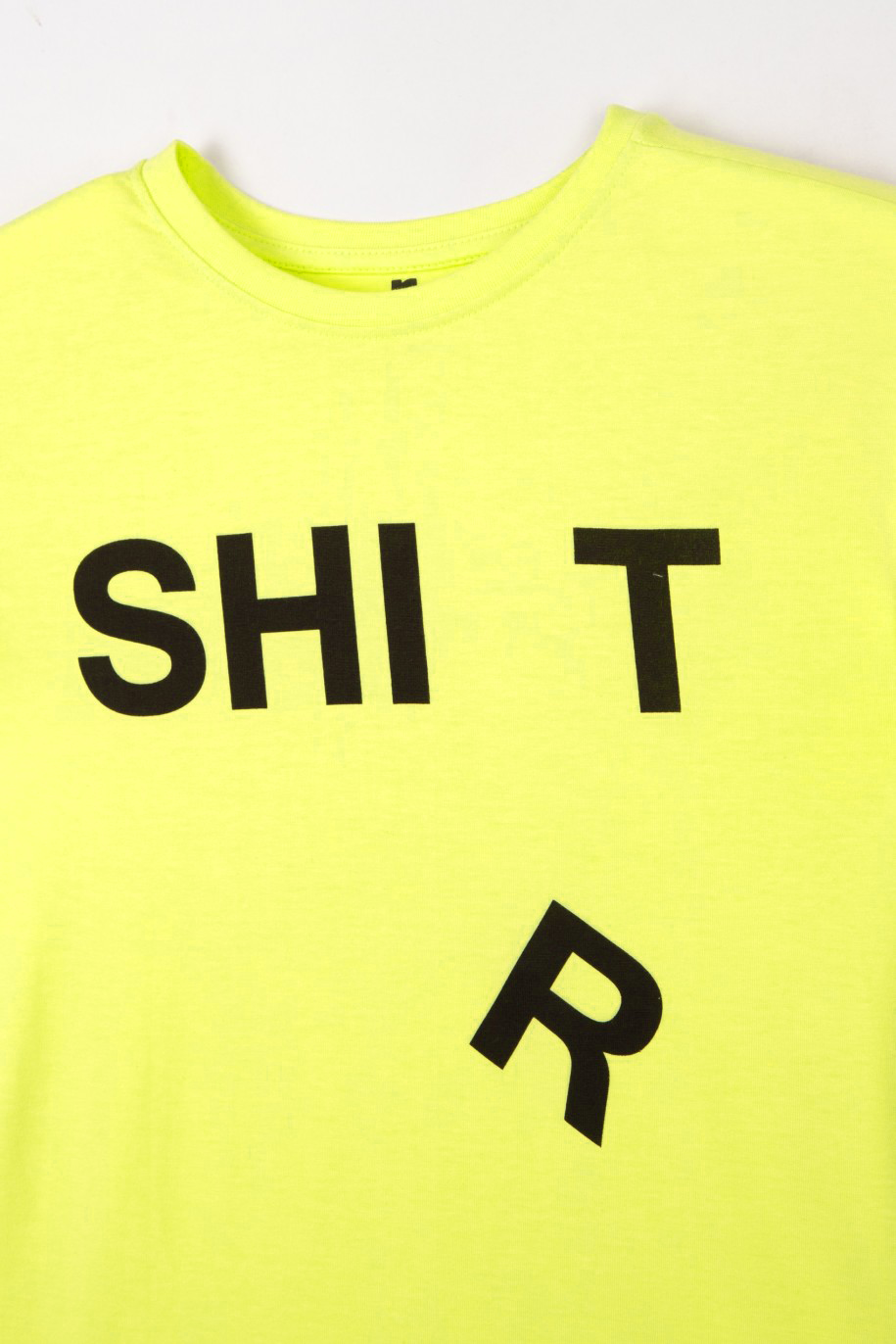 Żółty tshirt dla chłopaka z z napisem SHIRT - 28606