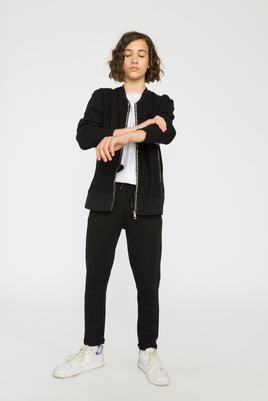 Czarna rozpinana bluza z dla chłopaka z ozdobnymi zamkami - 29589
