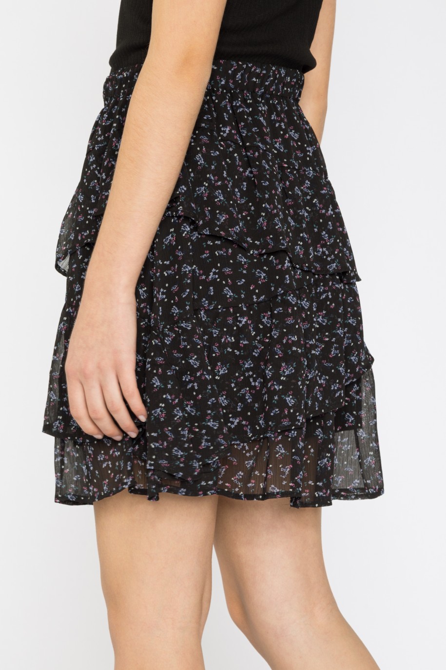 Czarna spódnica dla dziewczyny z falbanami w kwiaty - 32036