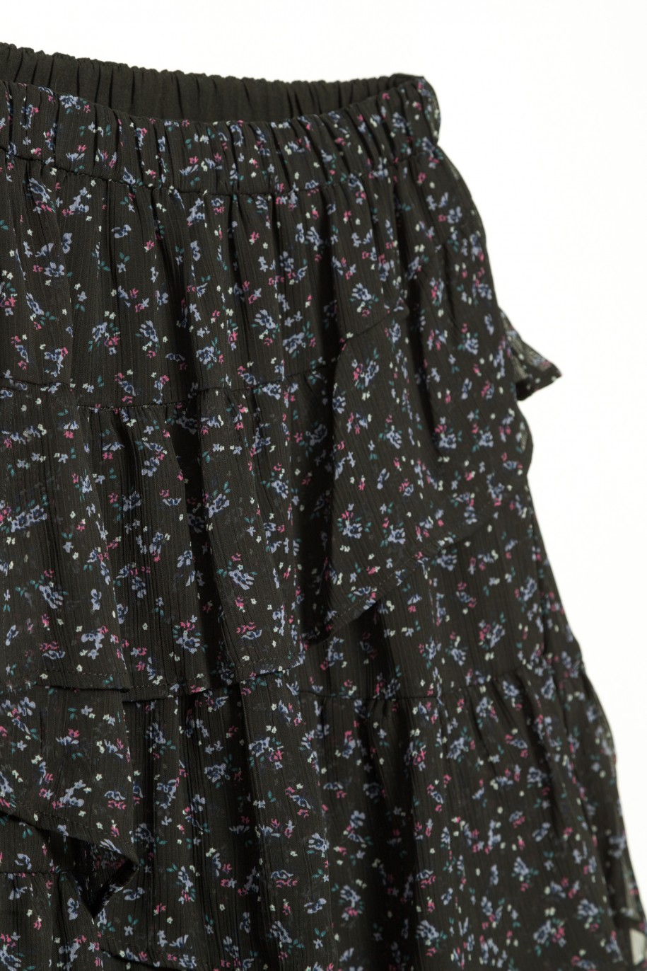 Czarna spódnica dla dziewczyny z falbanami w kwiaty - 32040