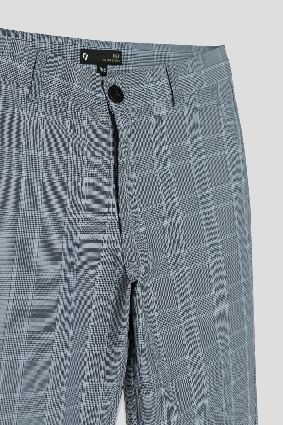 Eleganckie spodnie garniturowe w kratę dla chłopaka - 33594