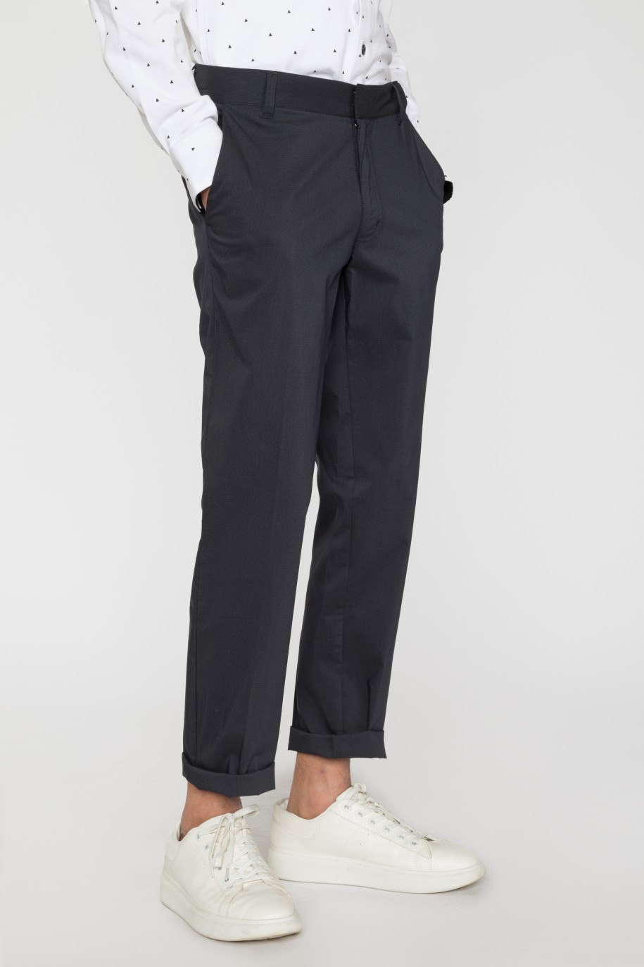 Granatowe spodnie garniturowe dla chłopaka - 33745
