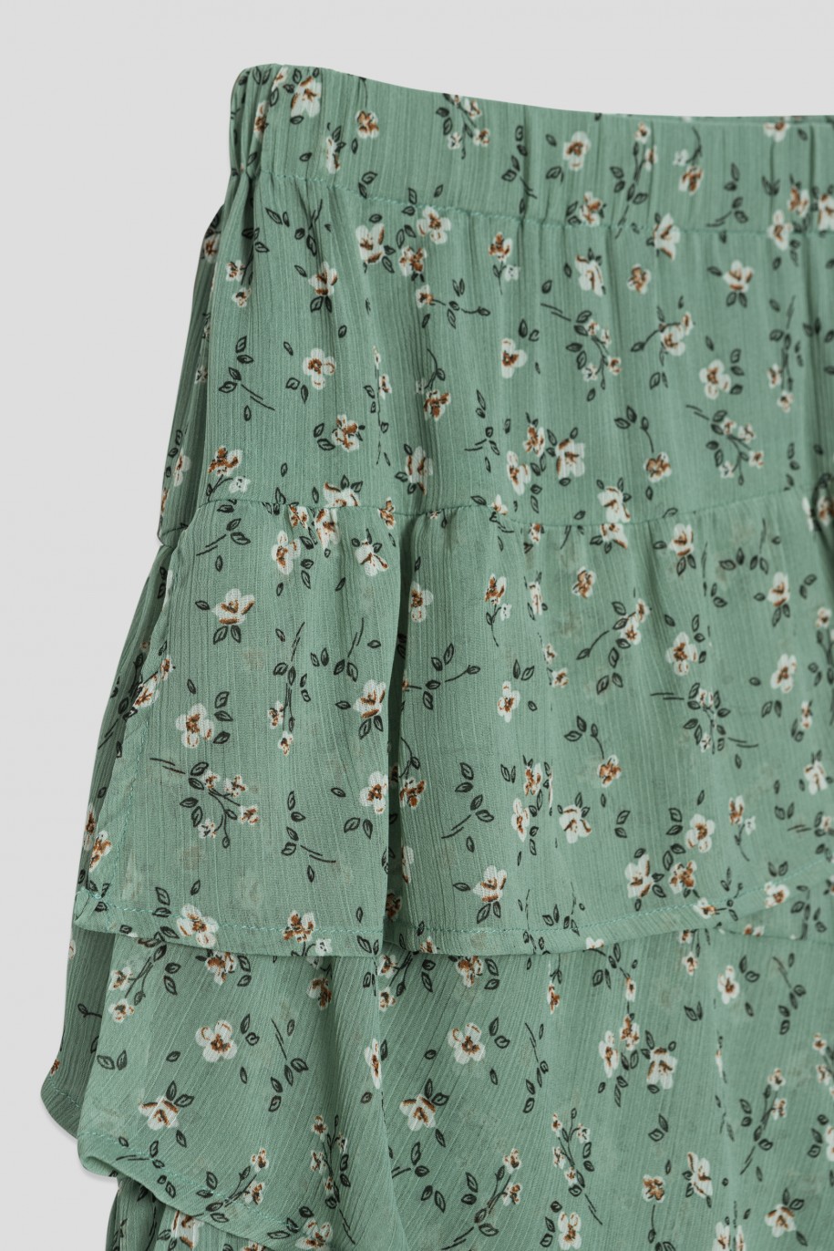 Krótka miętowa spódnica z falbanami w kwiaty dla dziewczyny - 33829