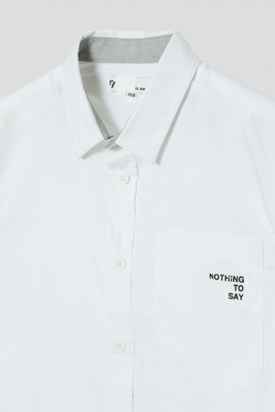 Biała koszula z krótkim rękawem i ozdobnymi mankietami dla chłopaka - 33848