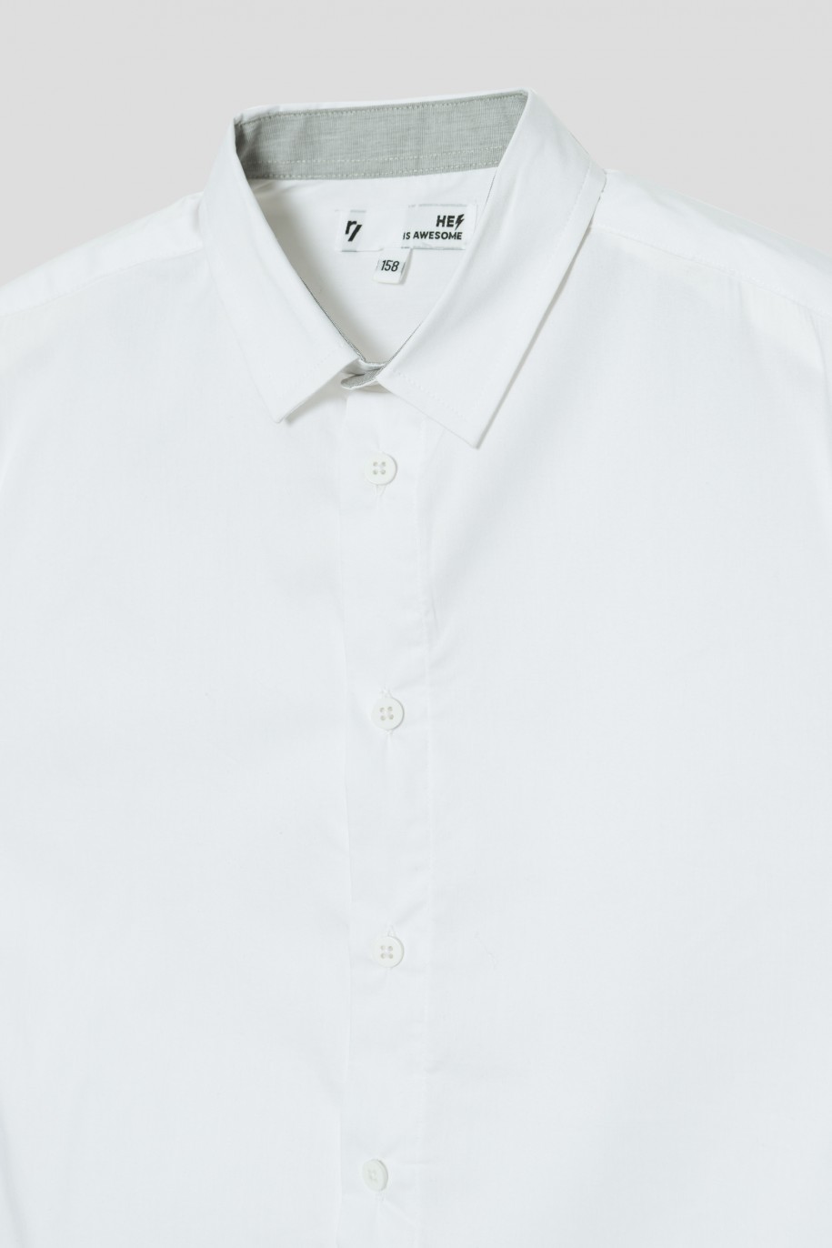 Klasyczna biała koszula dla chłopaka - 33862