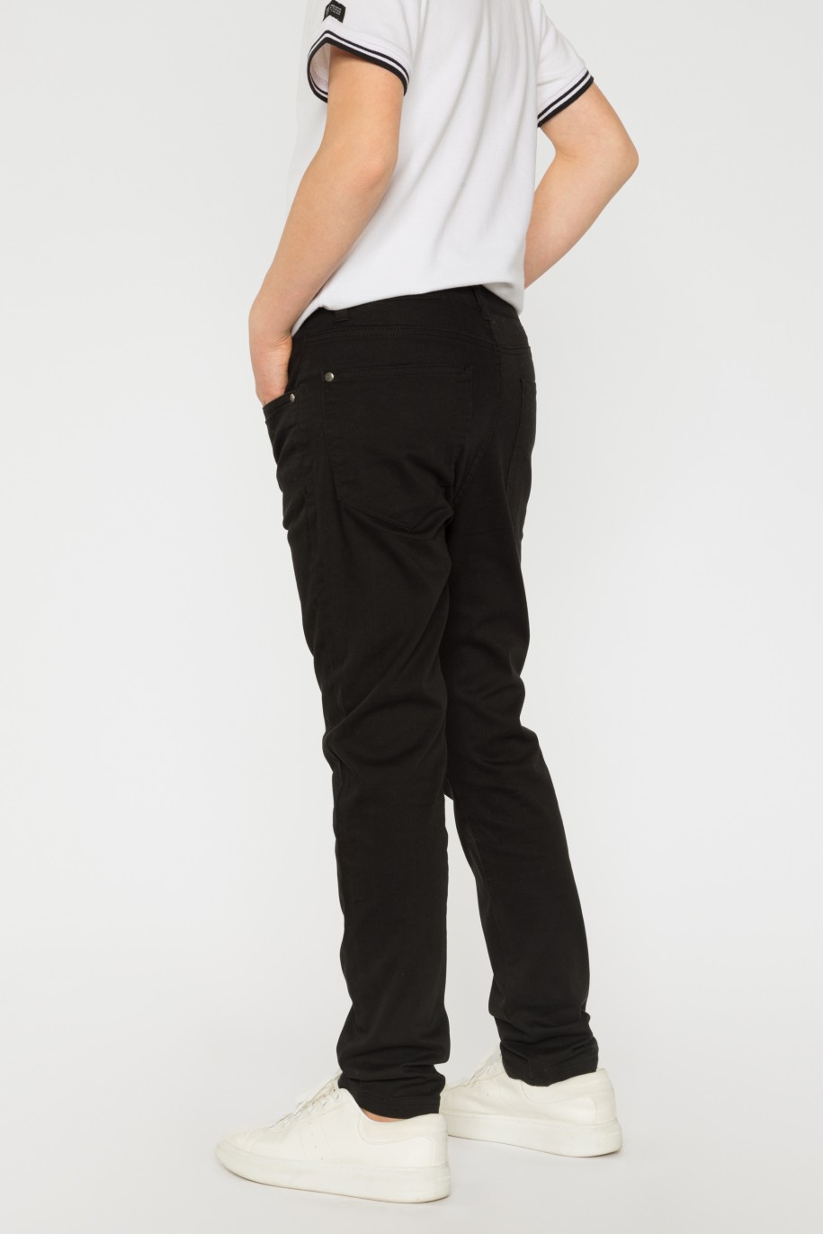 Czarne spodnie REGULAR - 34100