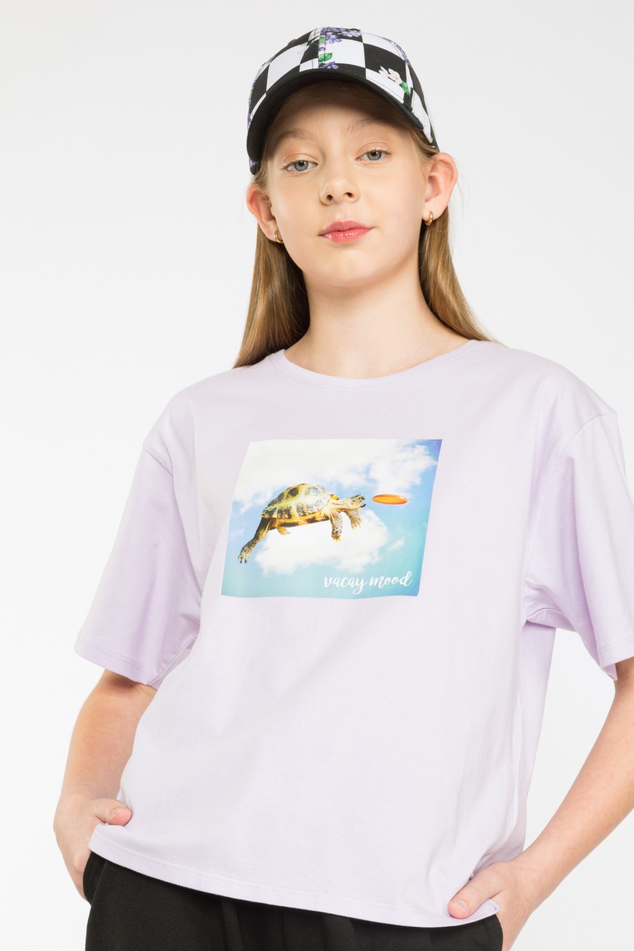 Liliowy t-shirt z nadrukiem TURTLE - 35328