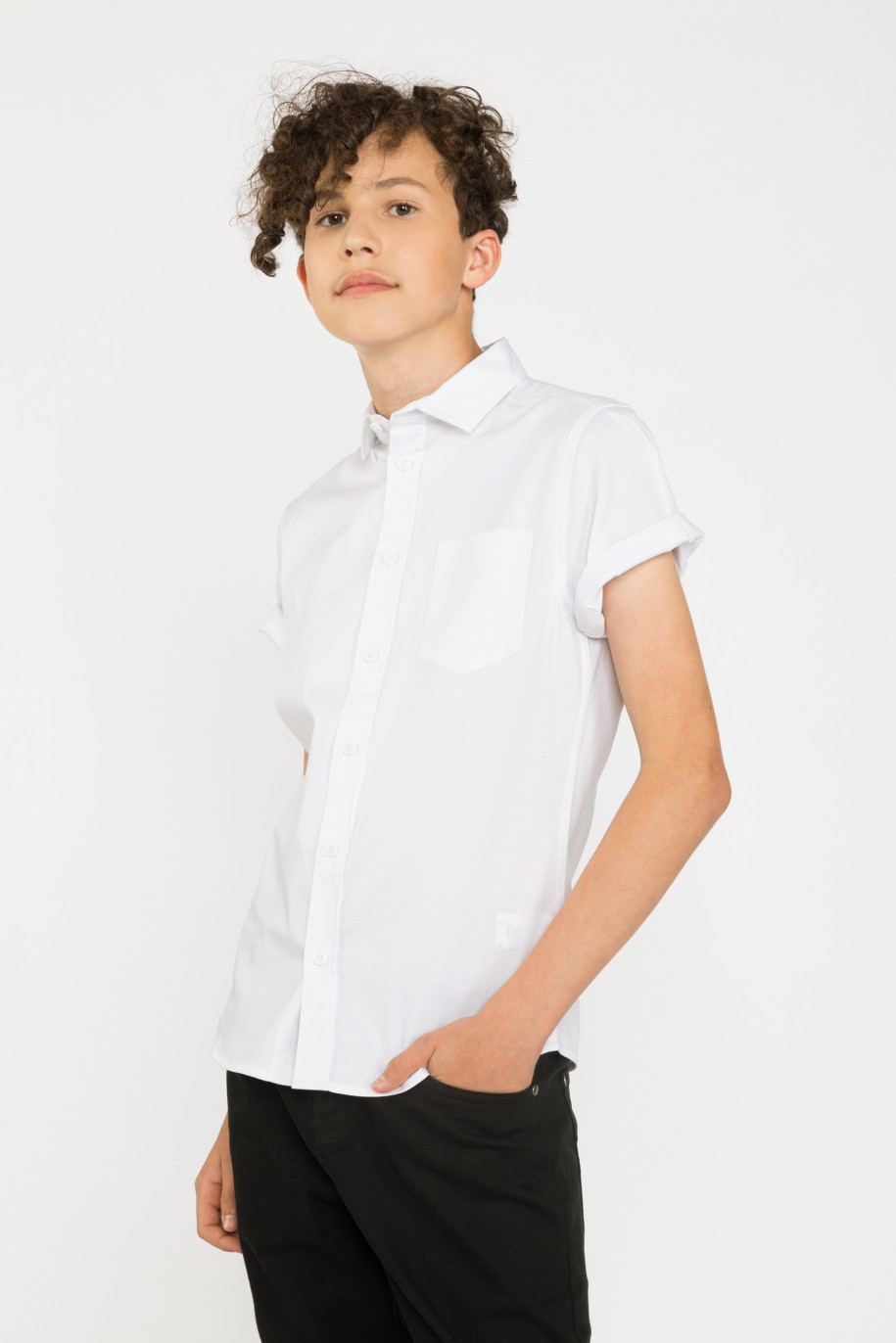 Biała koszula z krótkim rękawem i kieszenią - 35357