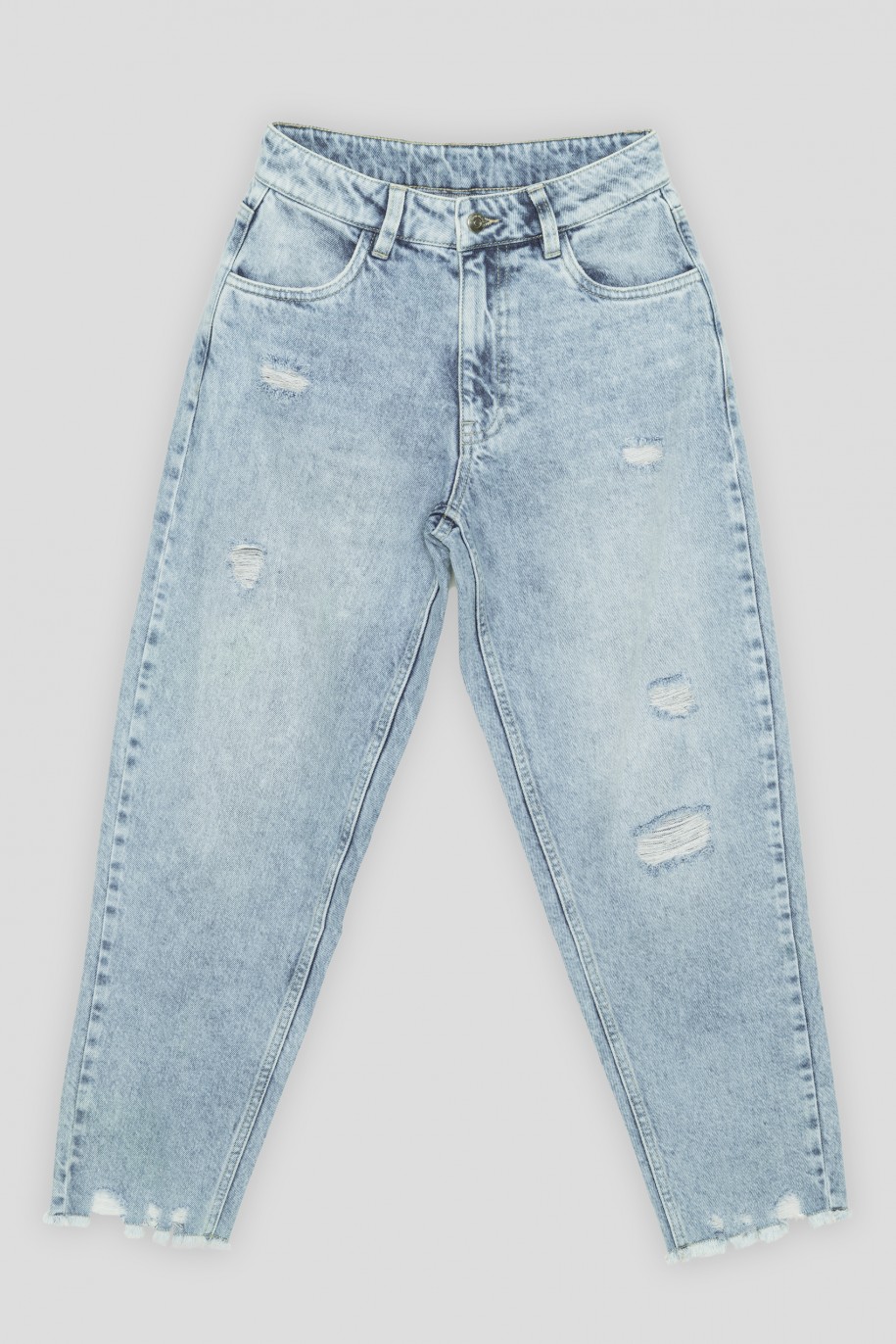 Jasnoniebieskie jeansy z przetarciami - 35674