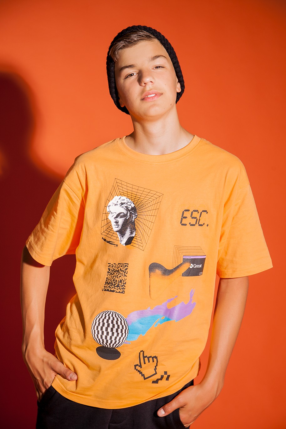 Pomarańczowy t-shirt z nadrukiem KLIK - 35897