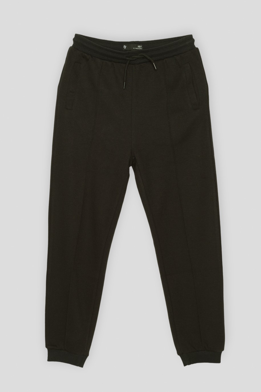 Czarne spodnie dresowe z przeszyciami - 36148