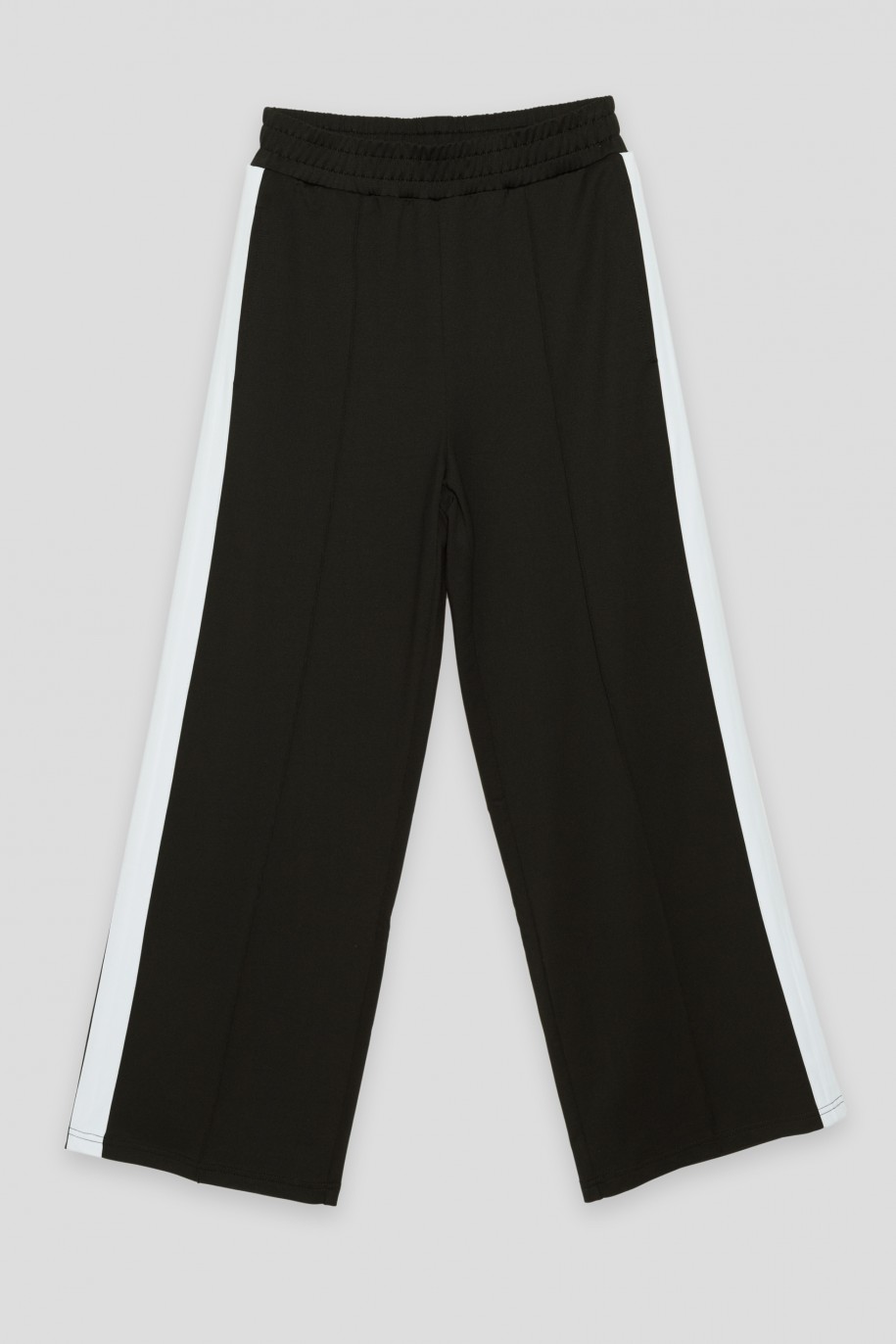 Czarne spodnie białymi lampasami z nogawką typu wide leg - 36237