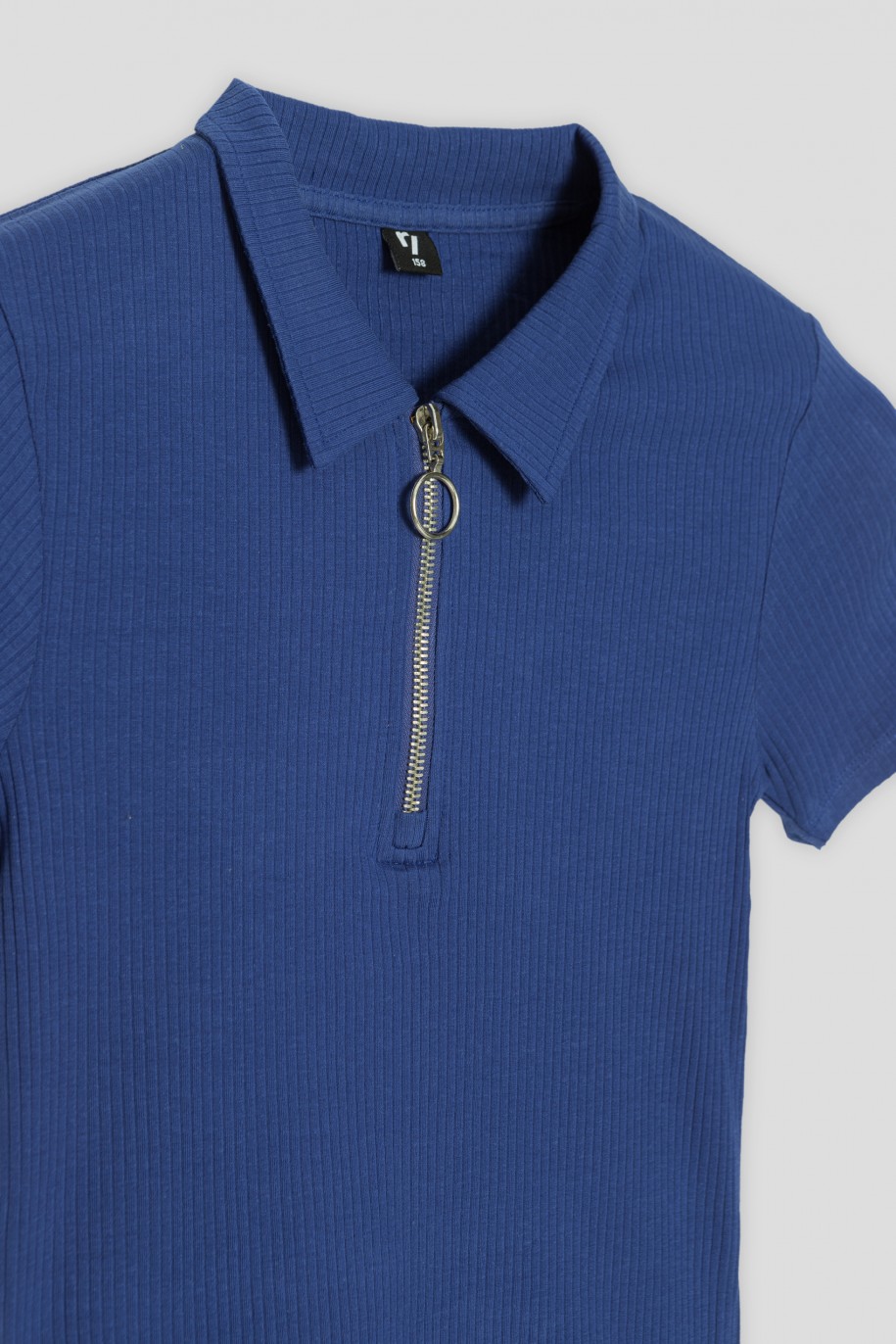 Niebieska bluzka z suwakiem z krótkimi rękawami - 36573