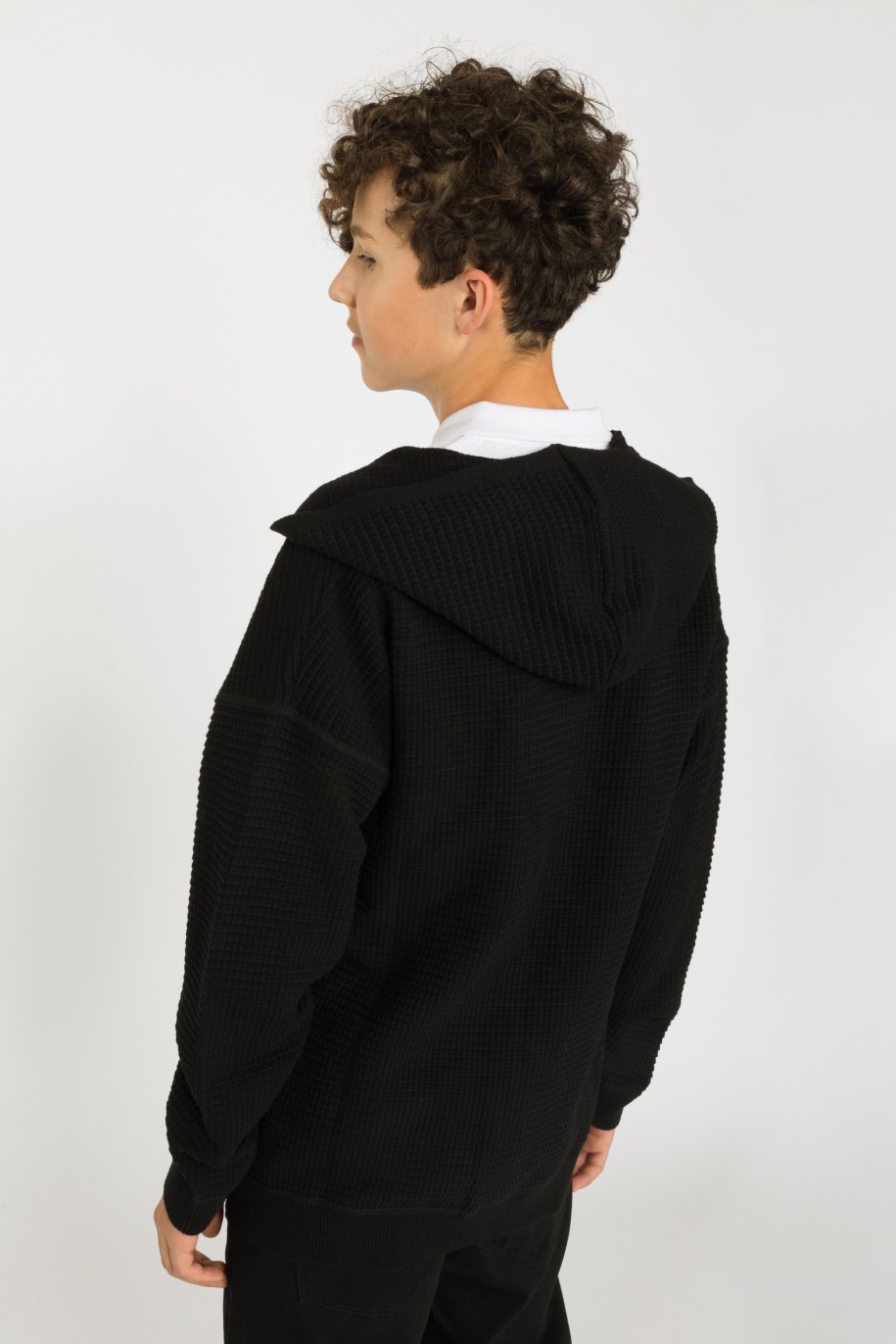 Czarny rozpinany sweter z kapturem - 36589
