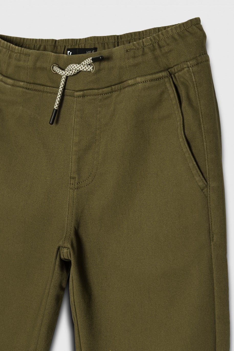 Spodnie typu jogger w kolorze khaki - 38970