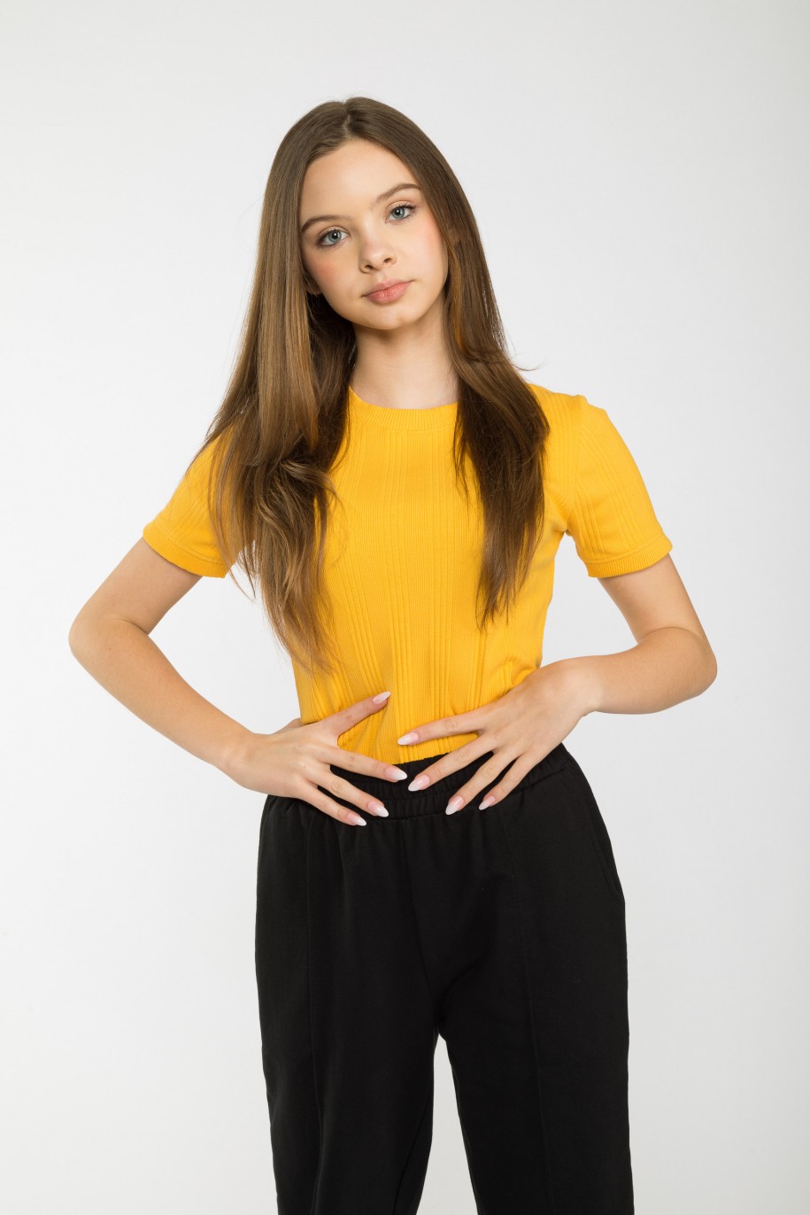 Żółty prążkowany T-shirt - 40345
