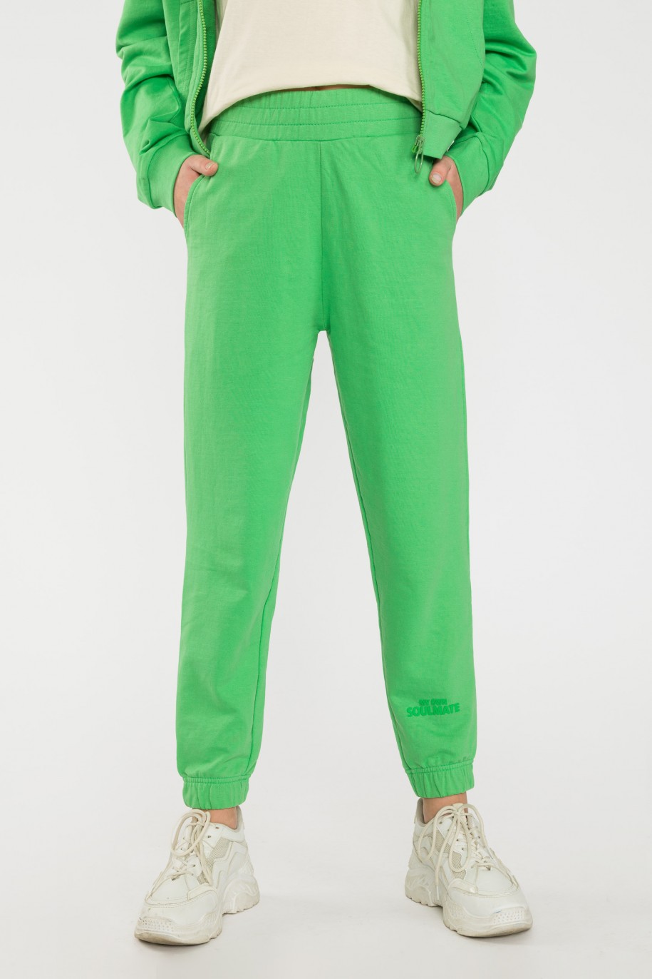 Zielone spodnie dresowe - 40585