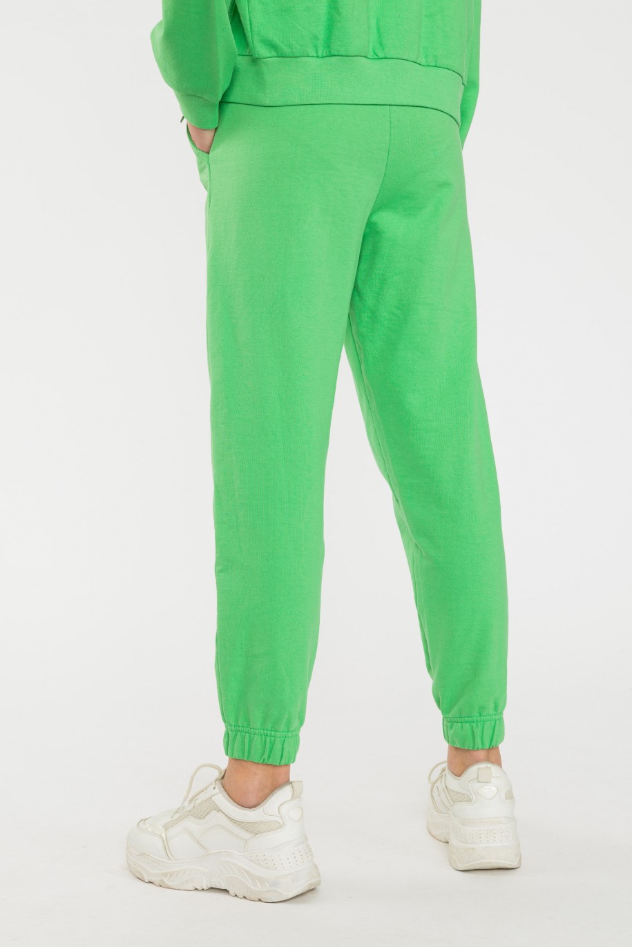 Zielone spodnie dresowe - 40586