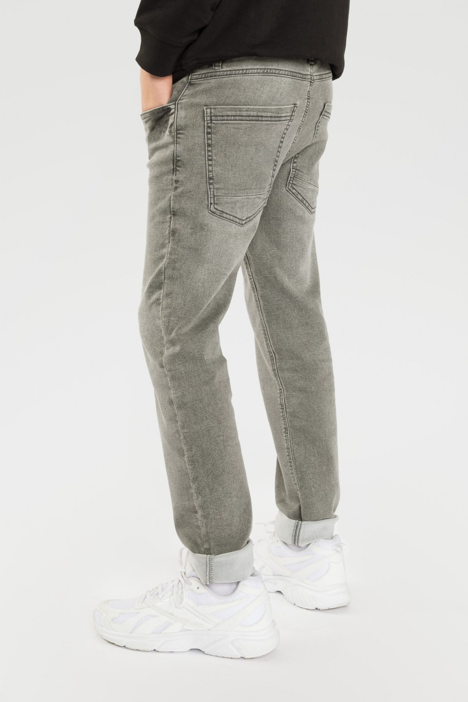 Szare proste jeansy - 40831