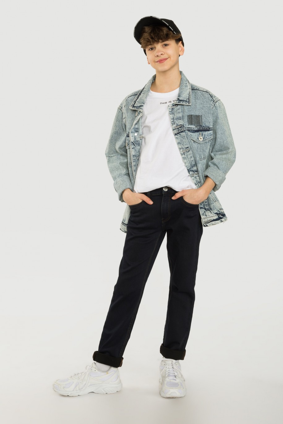 Granatowe proste jeansy - 40835