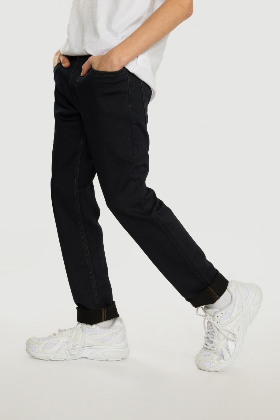 Granatowe proste jeansy - 40837