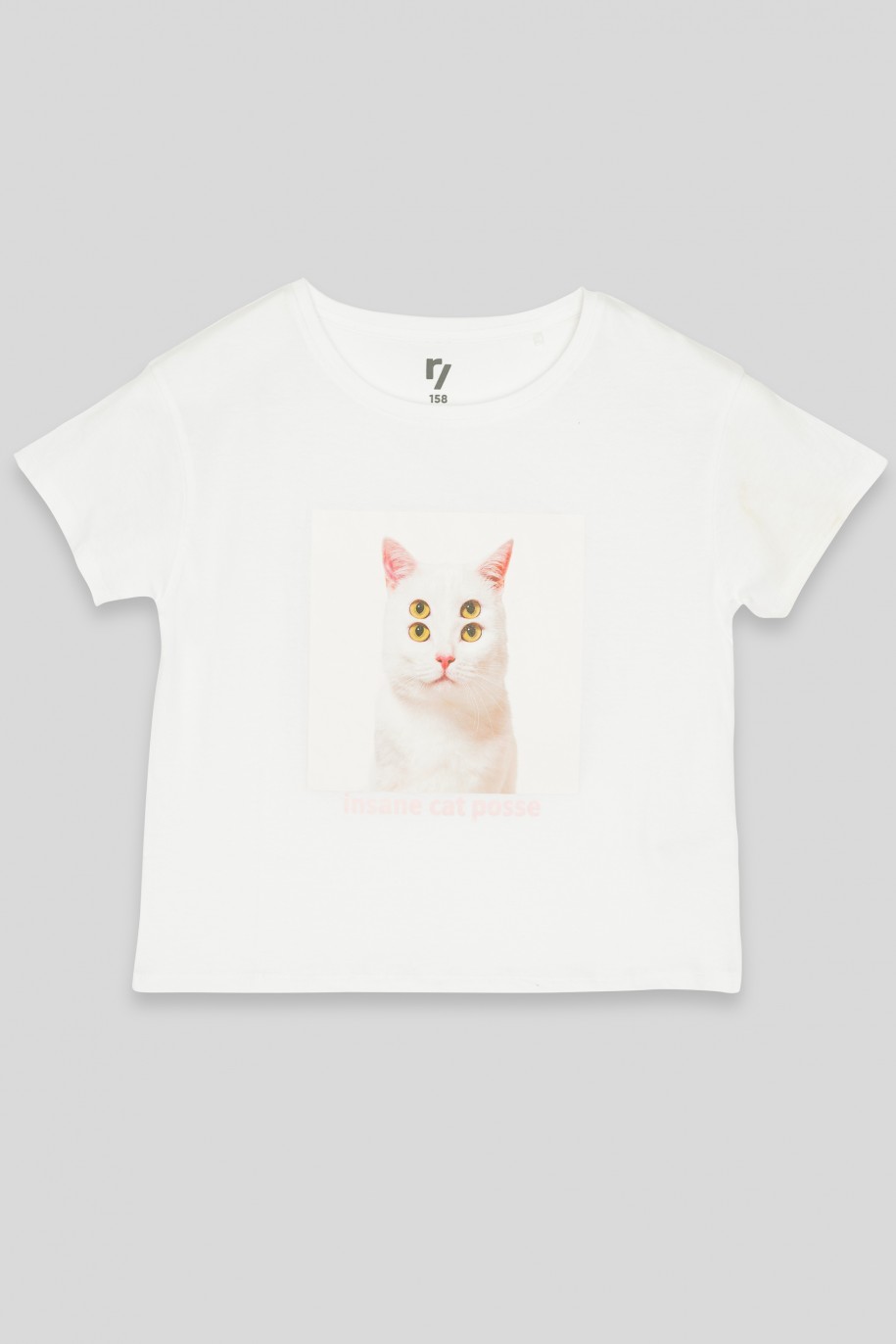Biały T-shirt z nadrukiem z kotem - 41033