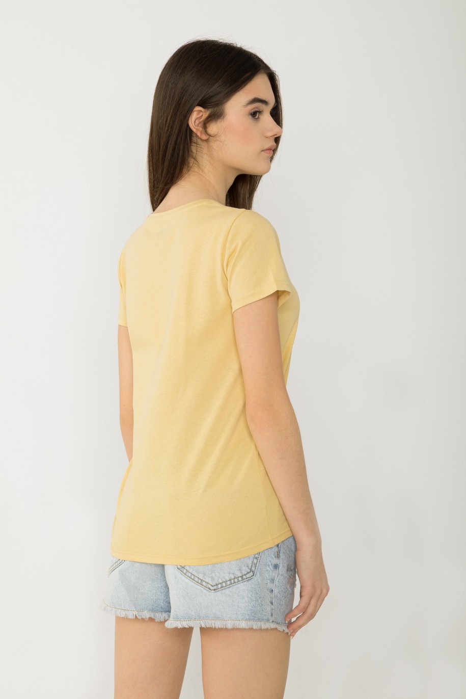 Żółty T-shirt z nadrukiem z kotem - 42055
