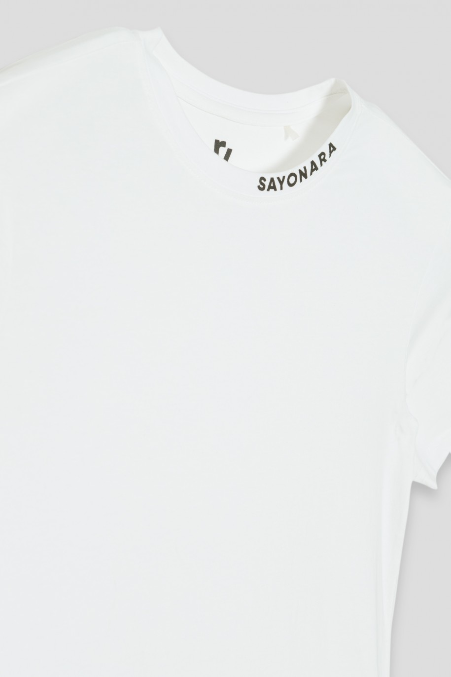 Biały T-shirt z napisem - 42223