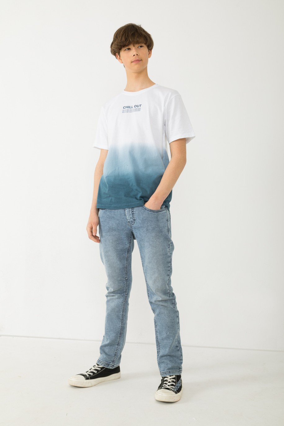 Biało-niebieski T-shirt ombre - 42414