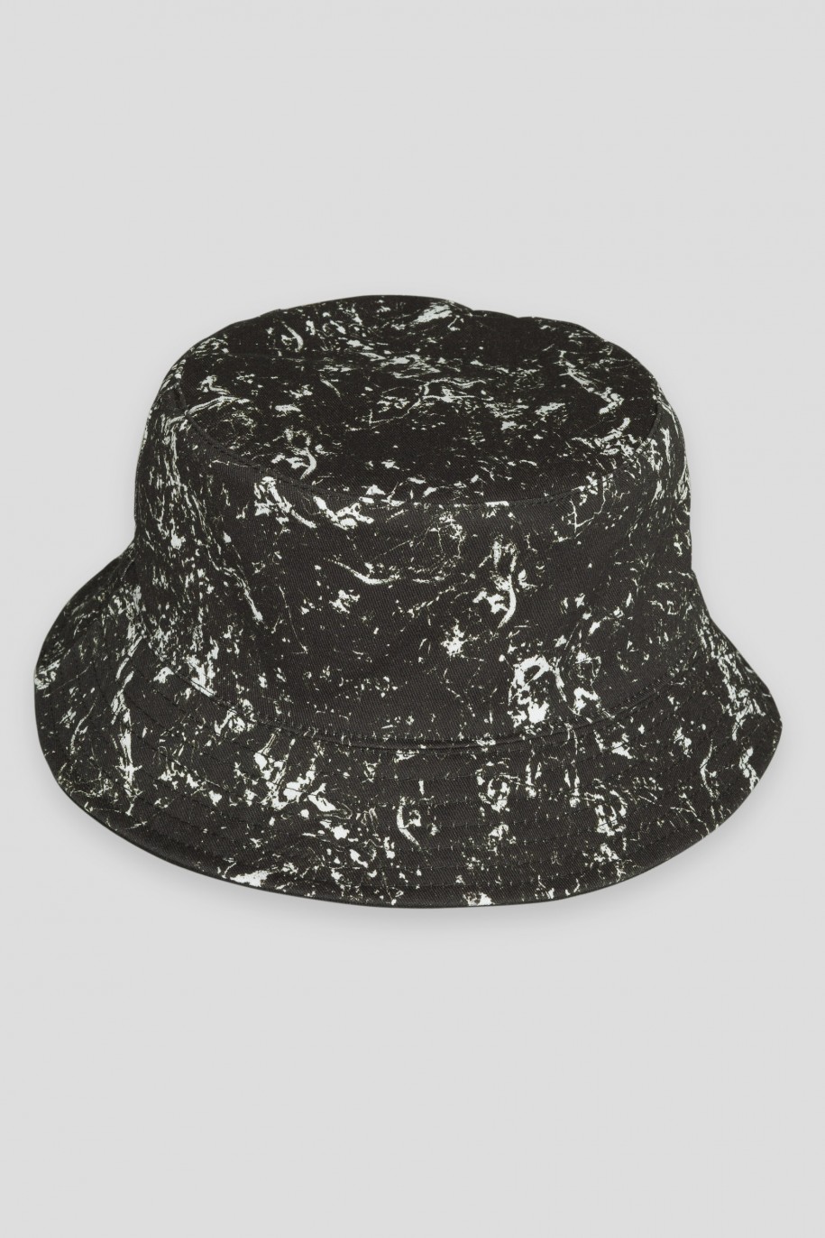 Czarny dwustronny kapelusz typu bucket hat - 42711