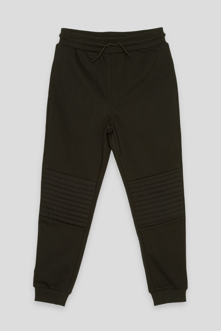 Czarne spodnie typu joggery - 42912