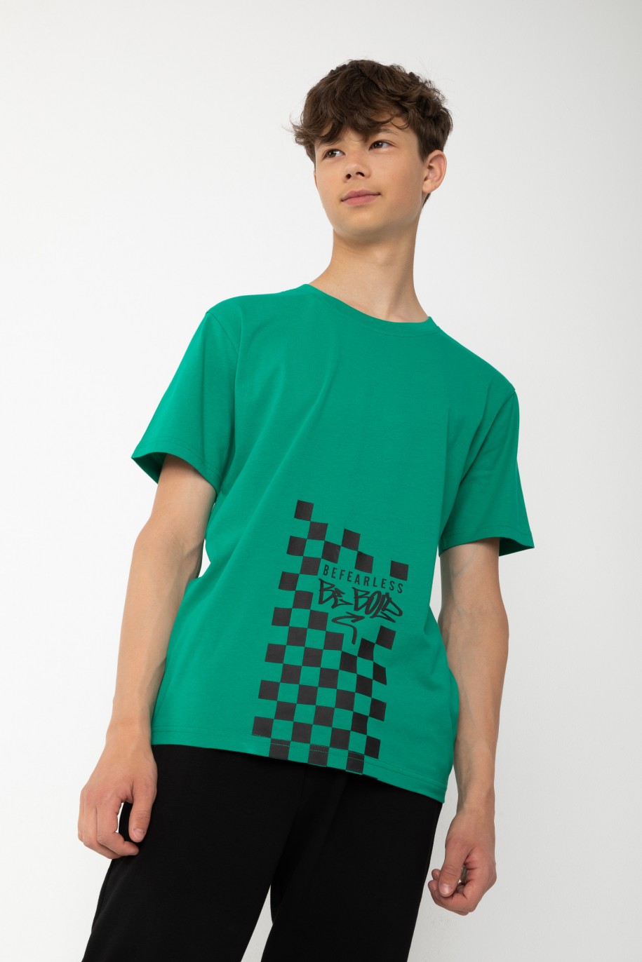 Zielony T-shirt z nadrukiem szachownicy - 43215