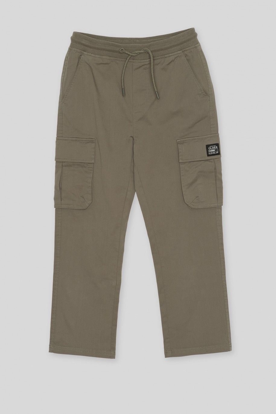 Spodnie typu cargo w kolorze khaki - 43504