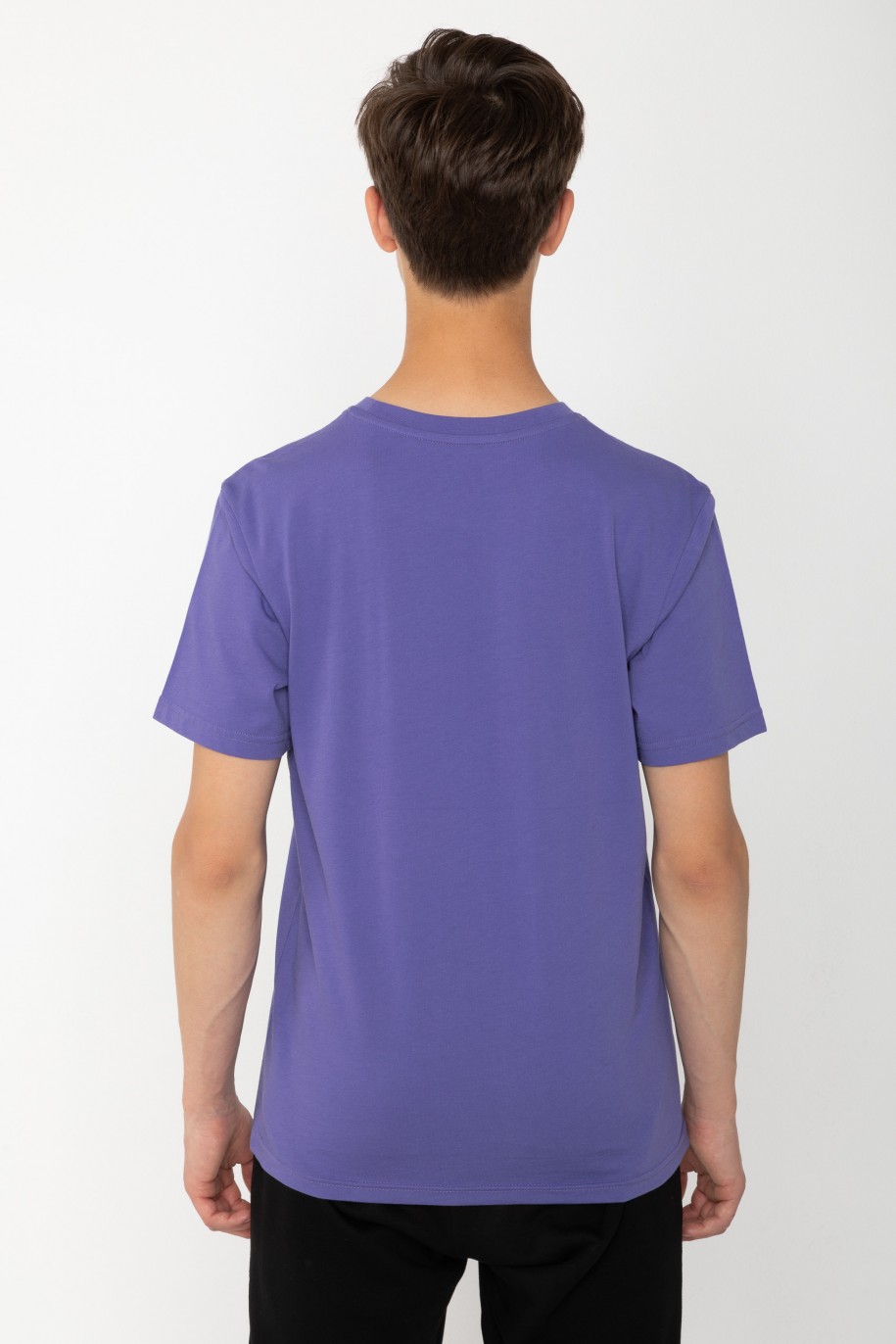 Fioletowy T-shirt z nadrukiem na środku - 43560
