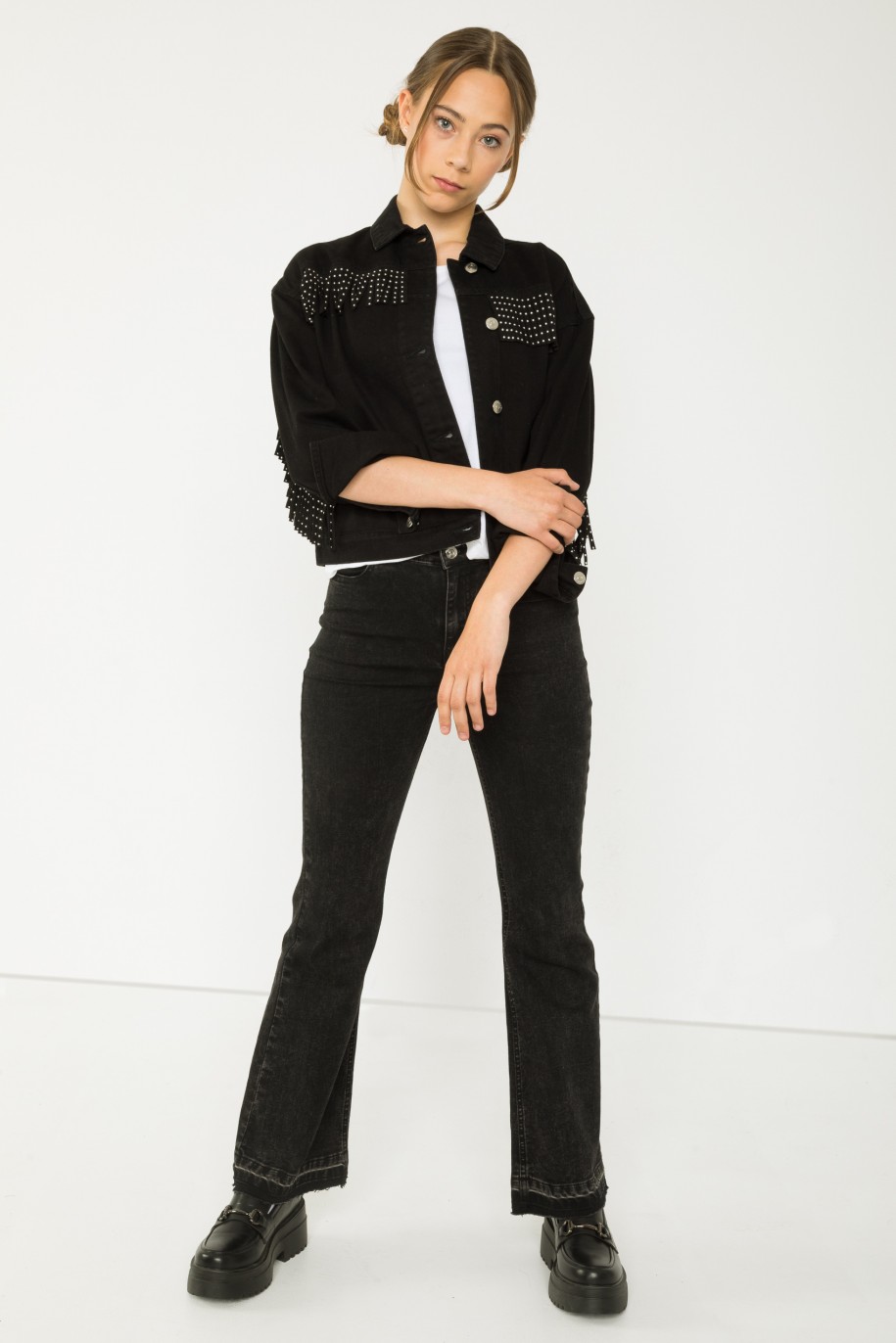 Czarne jeansowe spodnie typu dzwony - 43794
