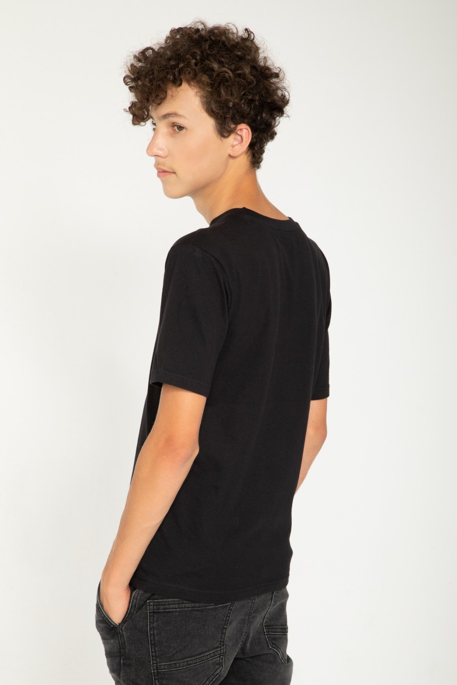 Czarny T-shirt z nadrukiem - 44001