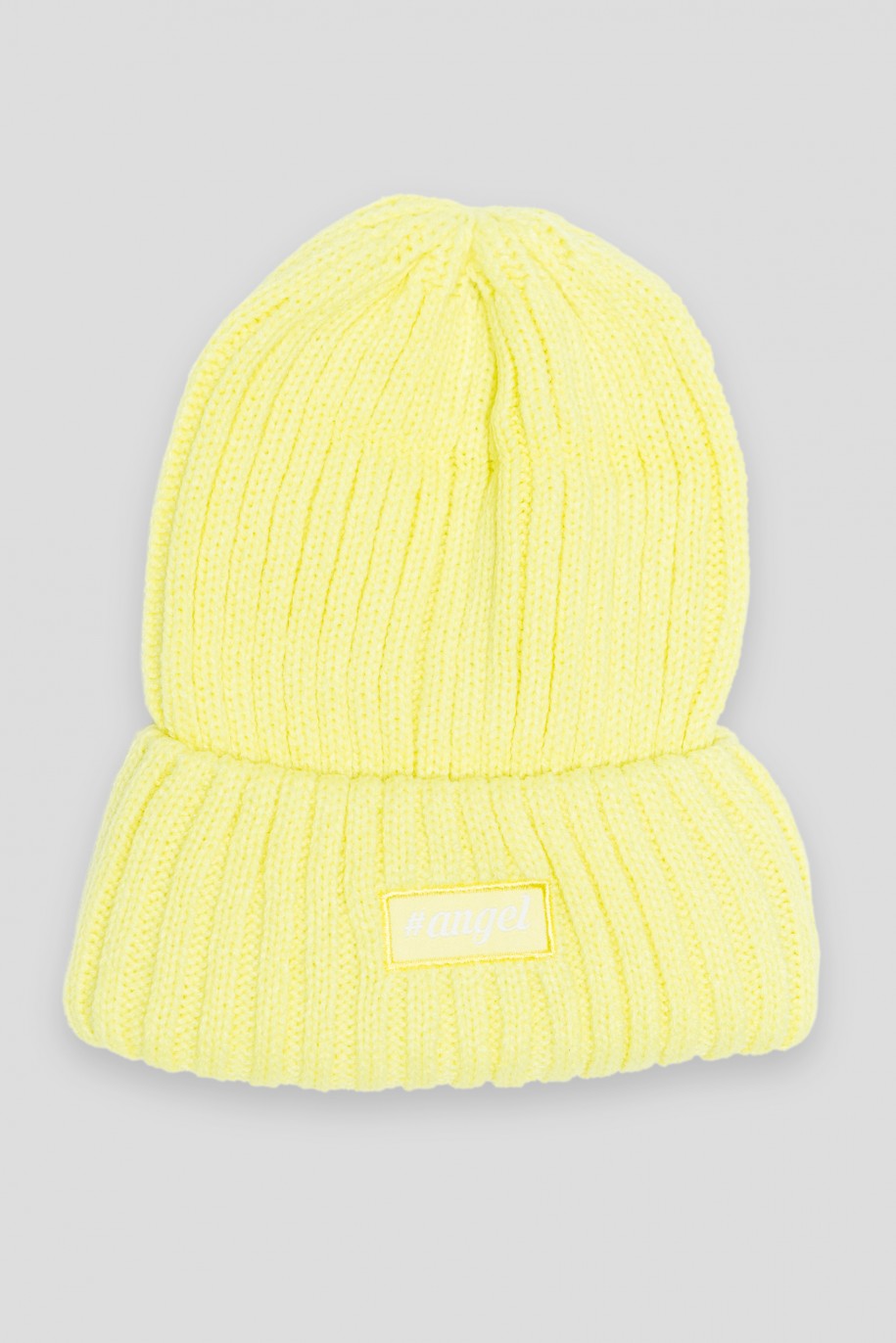 Żółta czapka z aplikacją - 44366