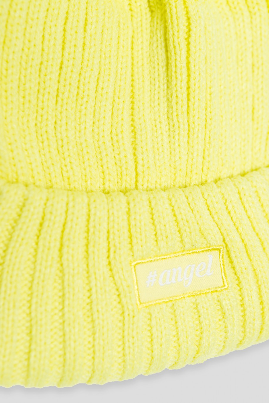 Żółta czapka z aplikacją - 44368