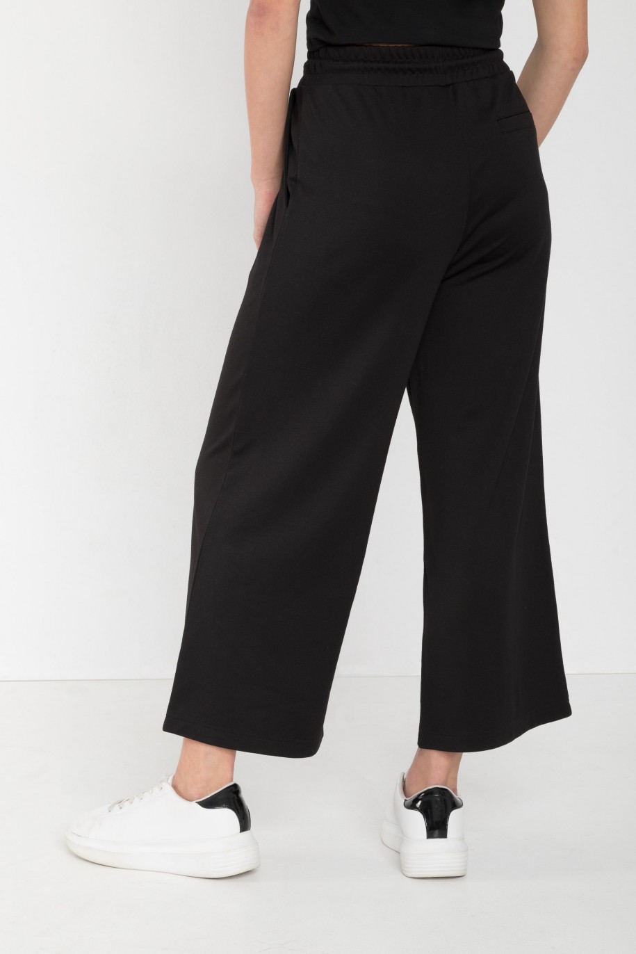 Czarne proste spodnie typu culloty - 45379