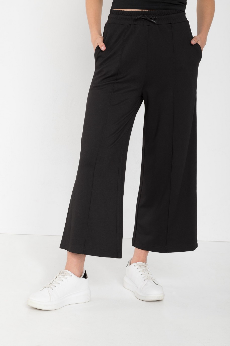 Czarne proste spodnie typu culloty - 45380