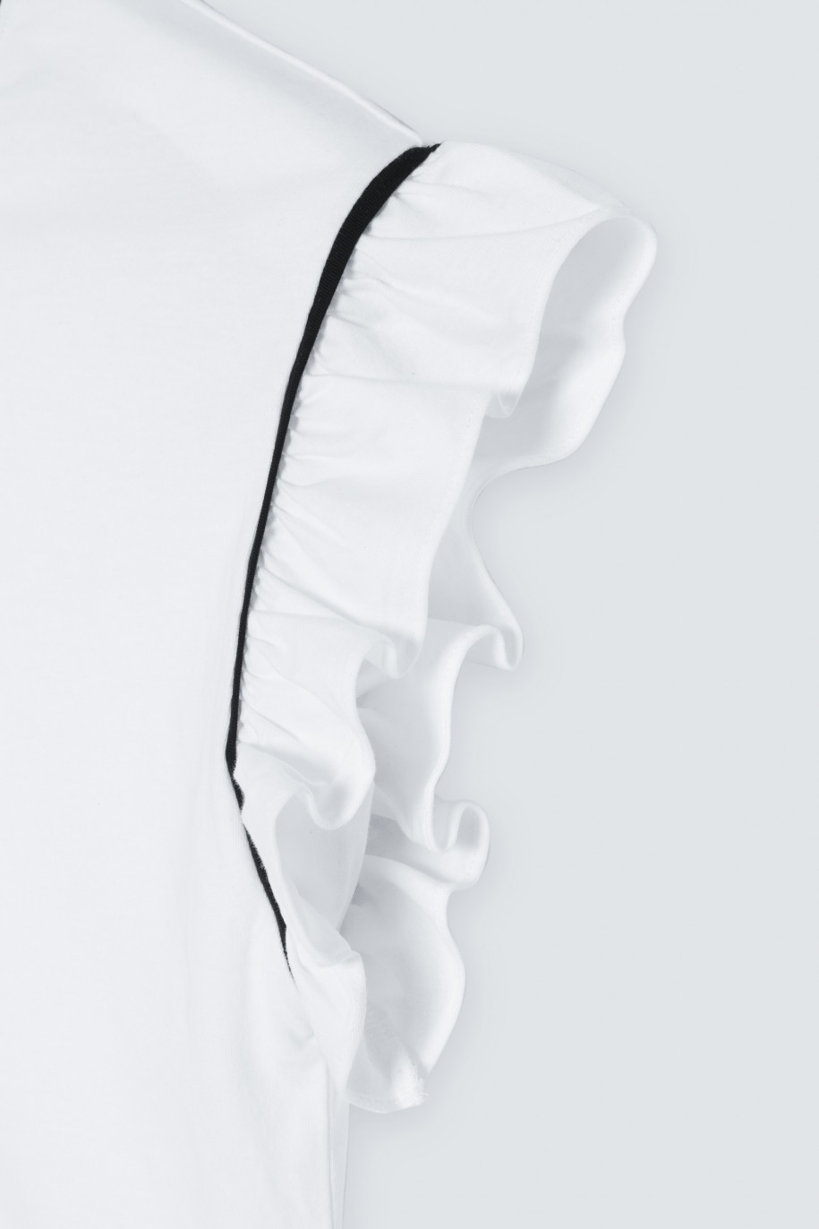 Biała elegancka bluzka z ozdobną czarną lamówką - 45802