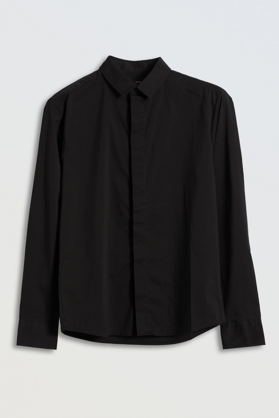 Czarna koszula z długim rękawem zapinana na guziki - 45853