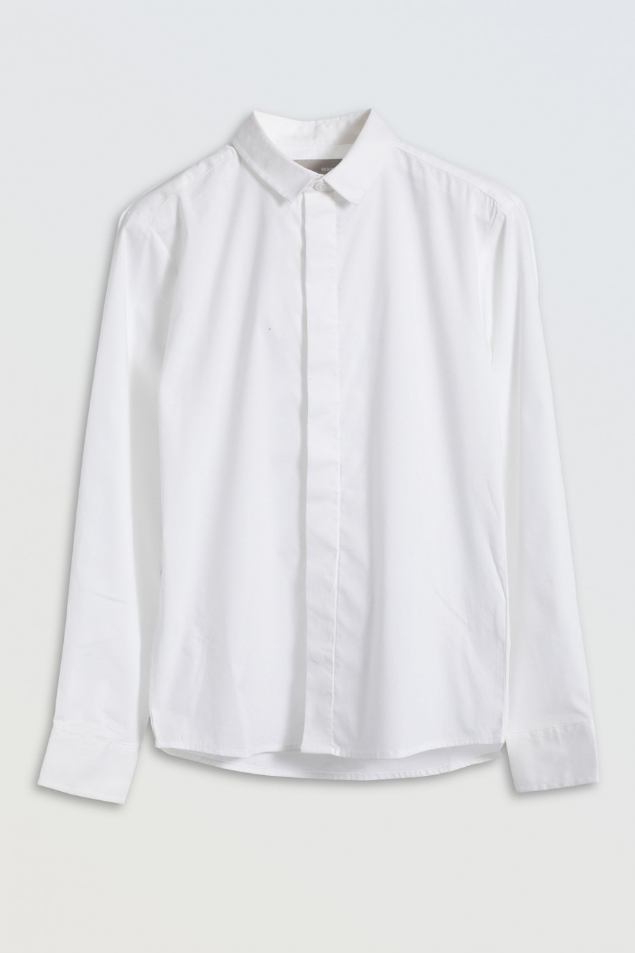 Biała koszula z długim rękawem zapinana na guziki - 45855
