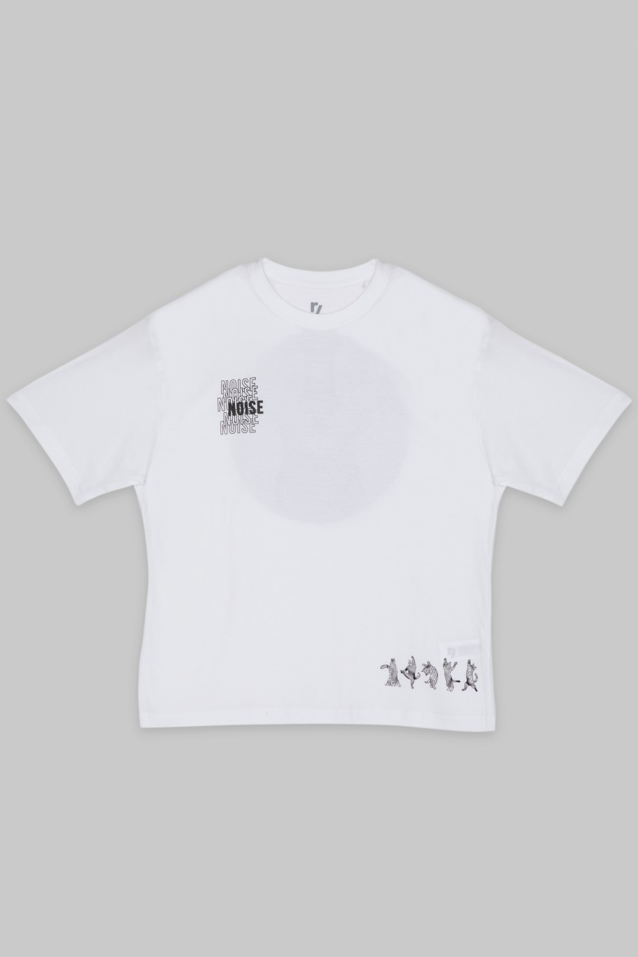 Biały T-shirt z nadrukami z przodu i na plecach - 46002