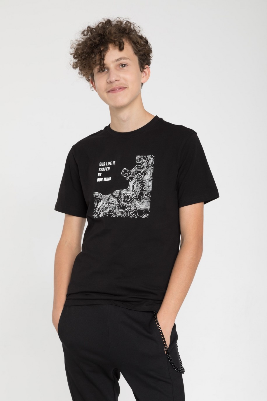 Czarny T-shirt z nadrukiem z przodu - 46075