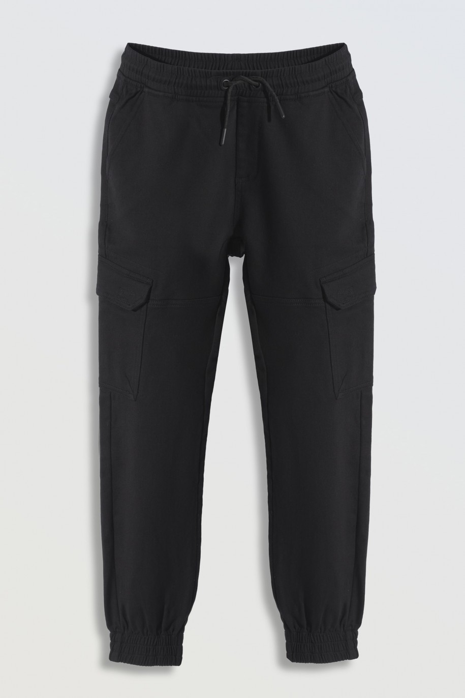 Czarne spodnie typu bojówki z przestrzennymi kieszeniami - 46246