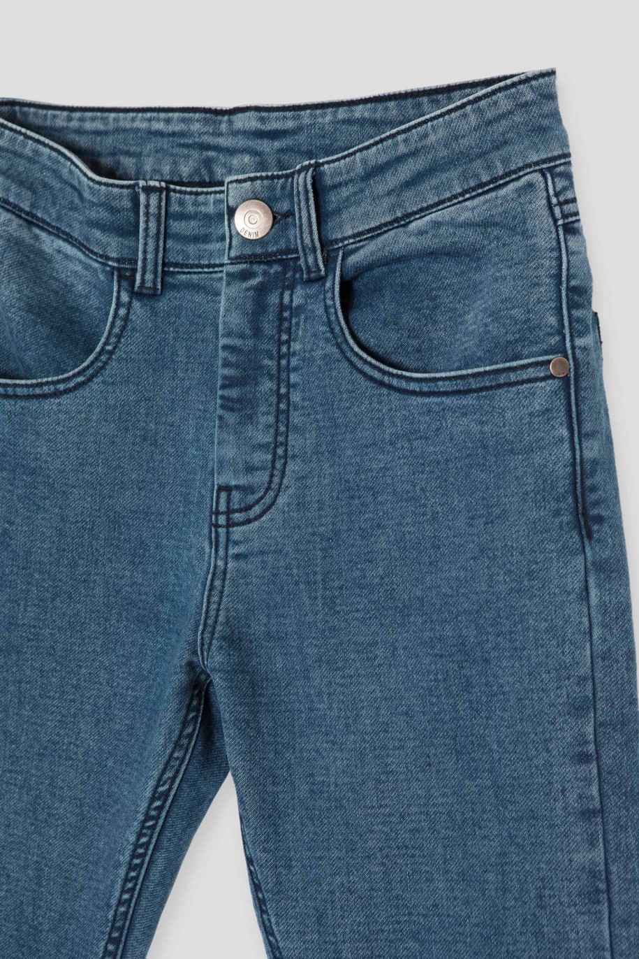 Niebieskie jeansy z wąskimi nogawkami - 46541